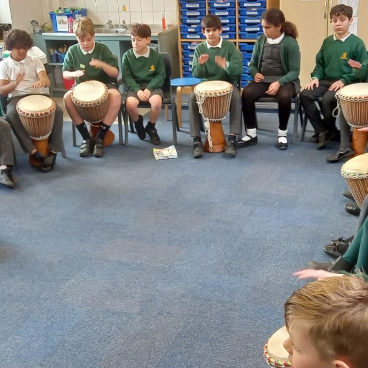 Sheen Mount Primary Djembe drumming bass, slap, tone!